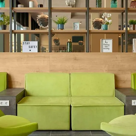 Super 8 By Wyndham Hotell