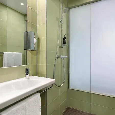 Super 8 By Wyndham 3*