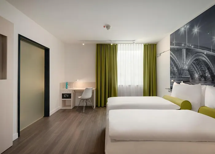 Super 8 By Wyndham Hotel Koblenz (Rhineland-Palatinate)