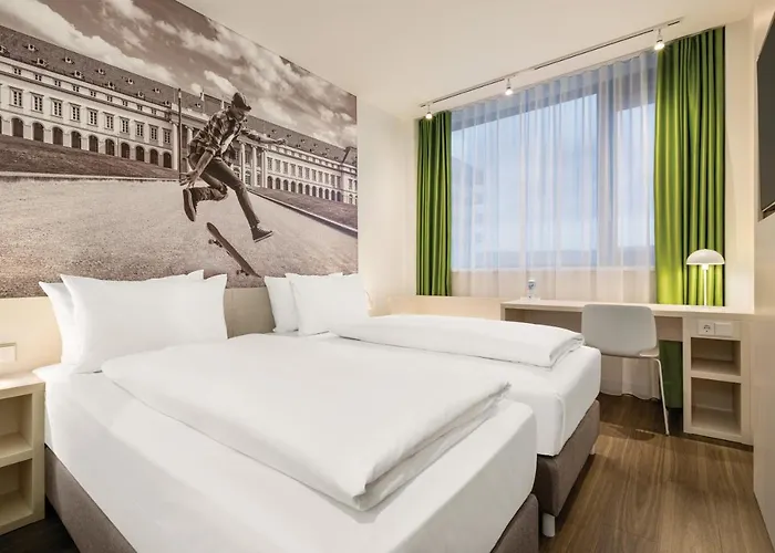 Super 8 By Wyndham Hotel