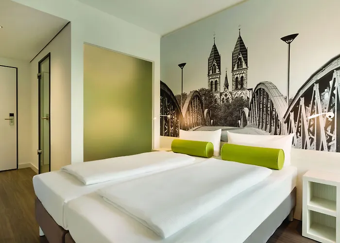 Premier Inn Koblenz City Hotel